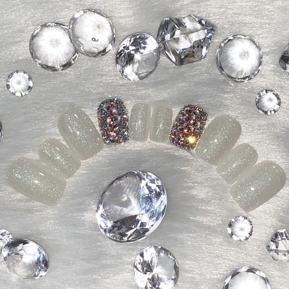 Pixie||Press-on Nail Set
